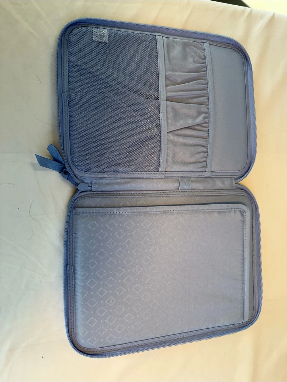 Vera Bradley Light Blue Medallion Tablet Case